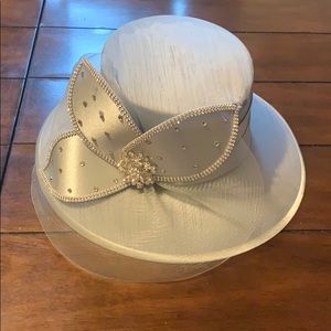 Silver giovanna hat